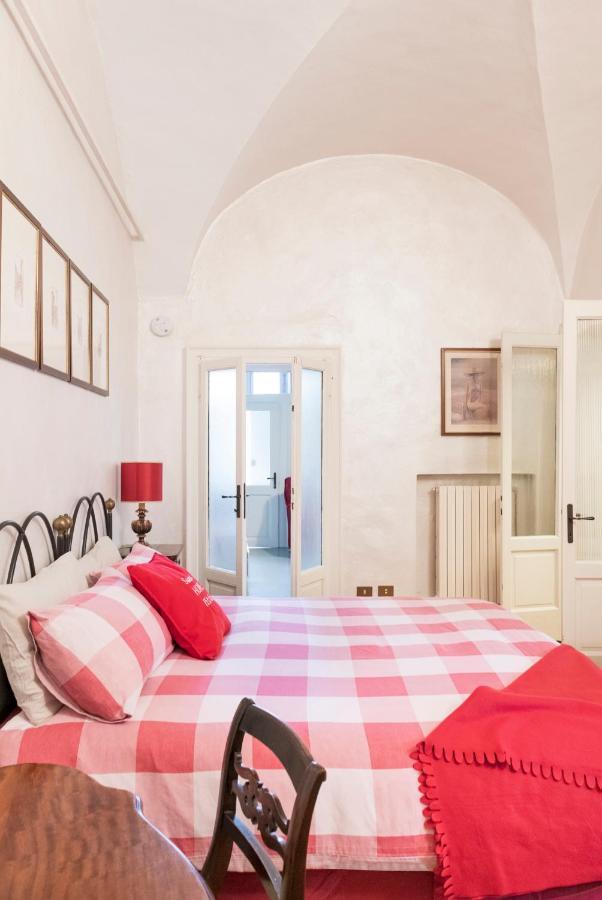 Sweet Home Pitti Crema Buitenkant foto